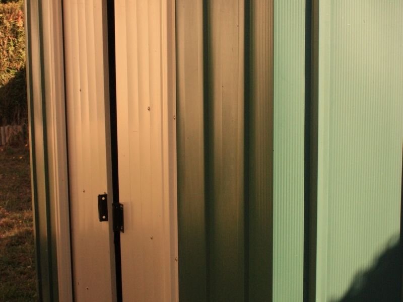 Abri de jardin en tôle acier - Portes Abri de jardin en tôle acier - Portes