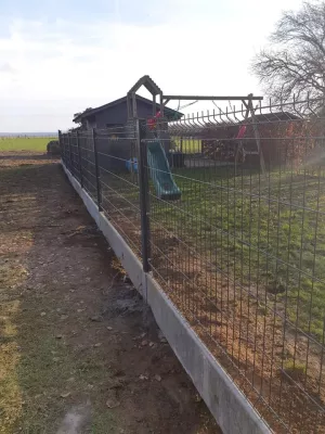 Bordures en béton armé